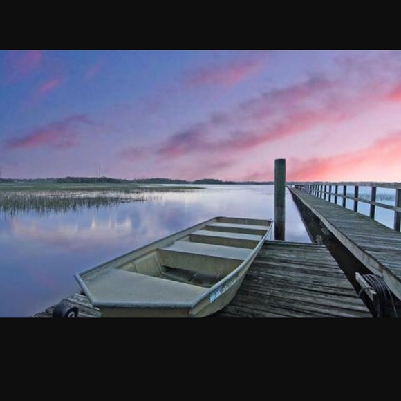 Meet your Poshers Andreana and Michael - Picture 7 of 7